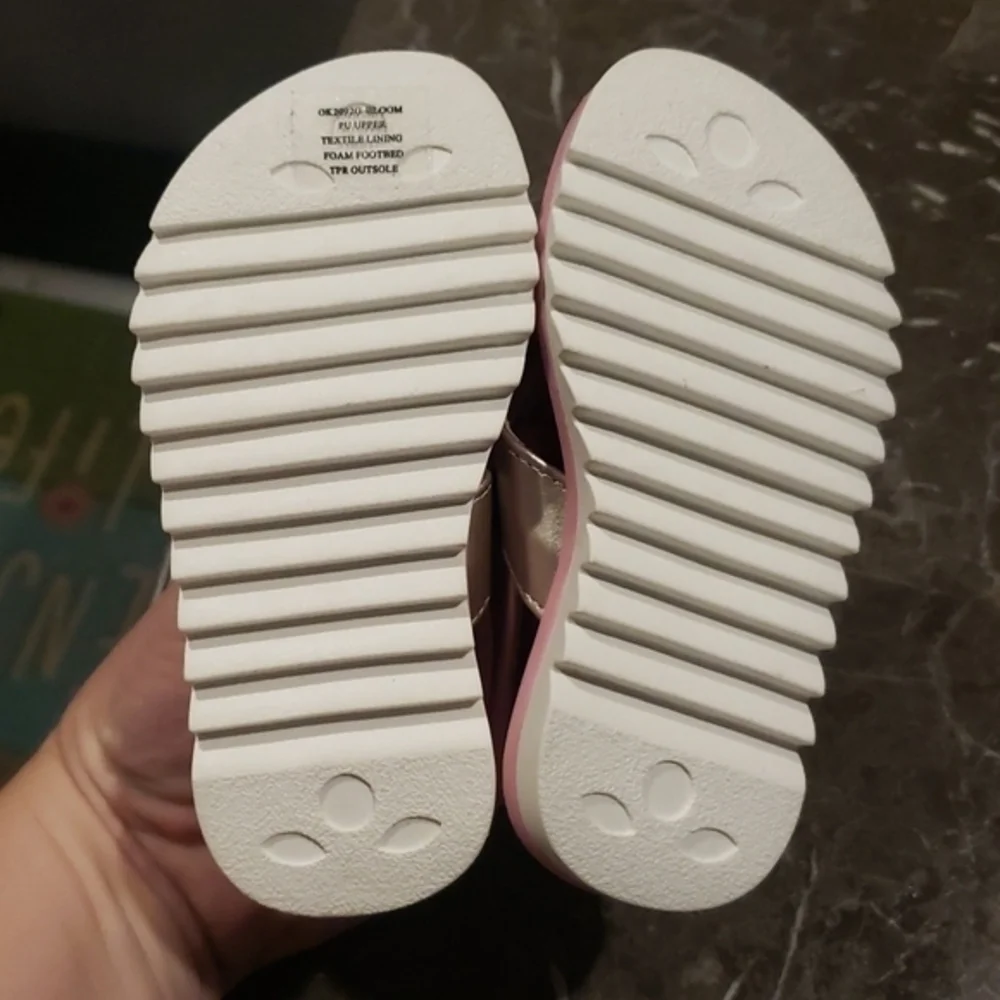 Little girl sandals‎